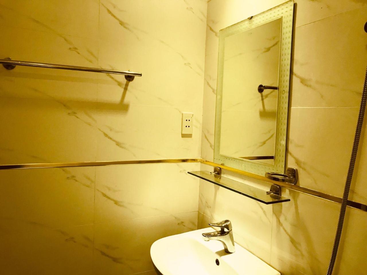 Quynh Anh Hotel Cidade de Ho Chi Minh Exterior foto